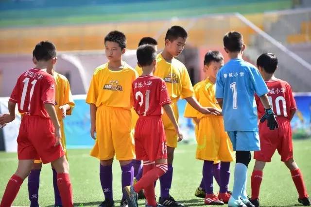 米切尔39分班凯罗38+16 骑士抢七逆转魔术晋级